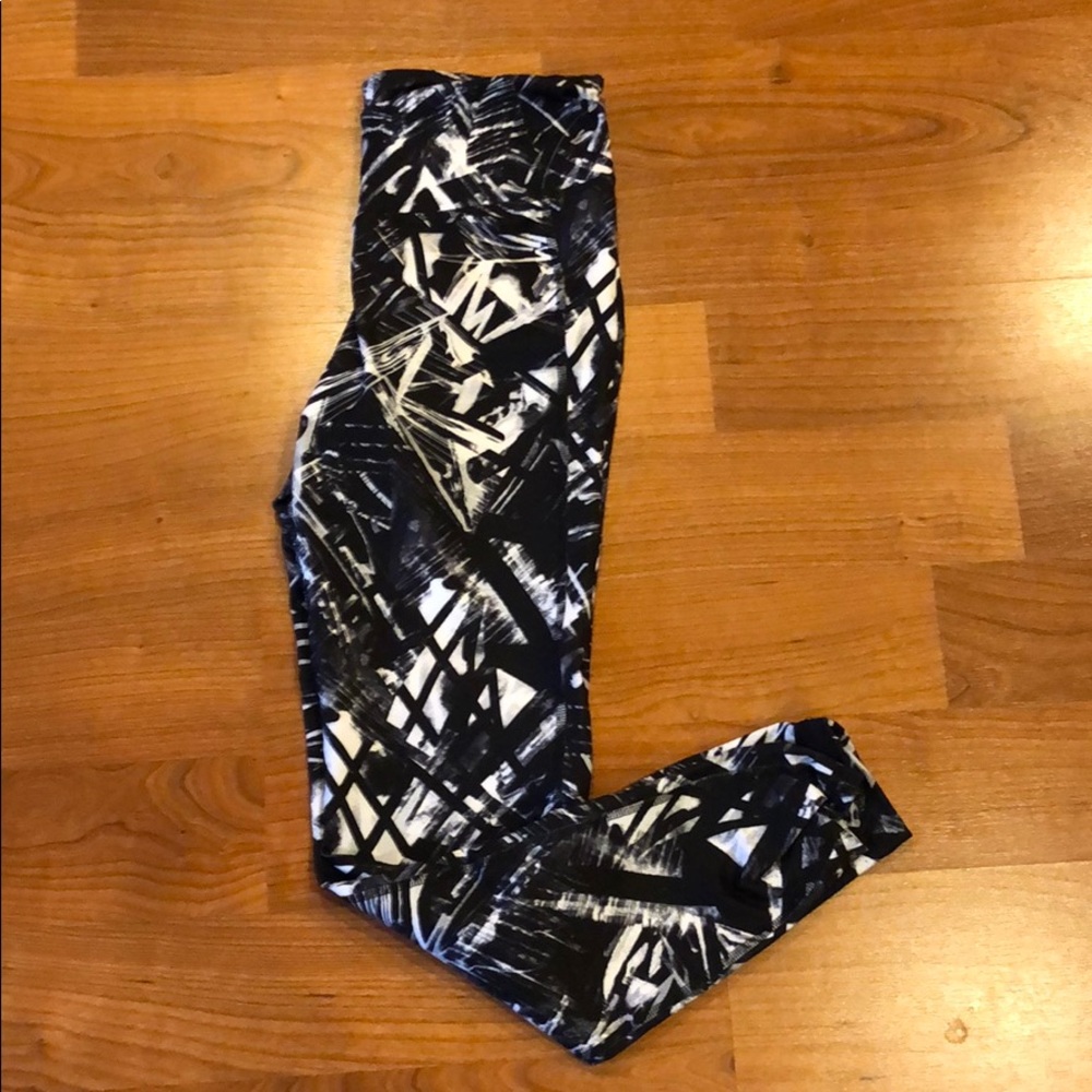 Old Navy Active Printed Leggings